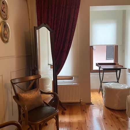 Fatih Balat Tarihten Nezih Sik Ev- 1 Istanbul Exteriör bild
